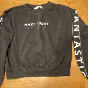 Girls light weight sweat shirt size 10-12